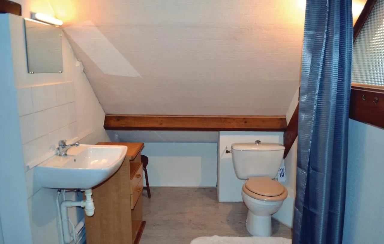 Gorgeous Apartment In Vilde-La-Marine, Hirel Saint-Benoît-des-Ondes France
